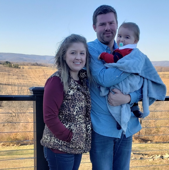 Meet your Posher, Ashley - Picture 3 of 3